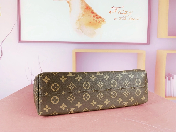 ルイヴィトンバッグ内部構造